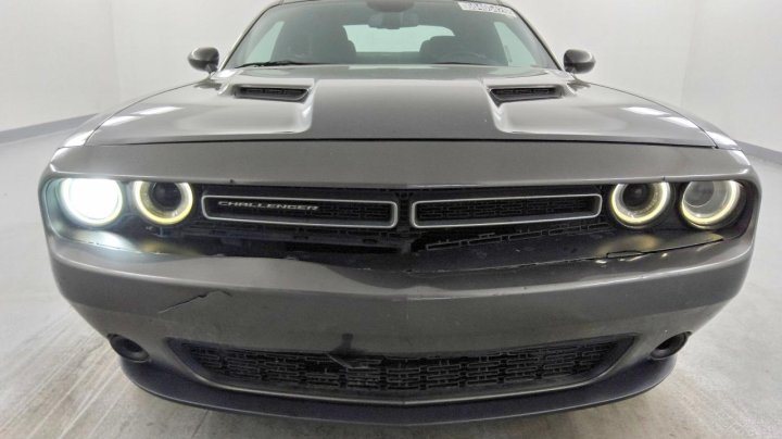 Dodge Challenger  2020