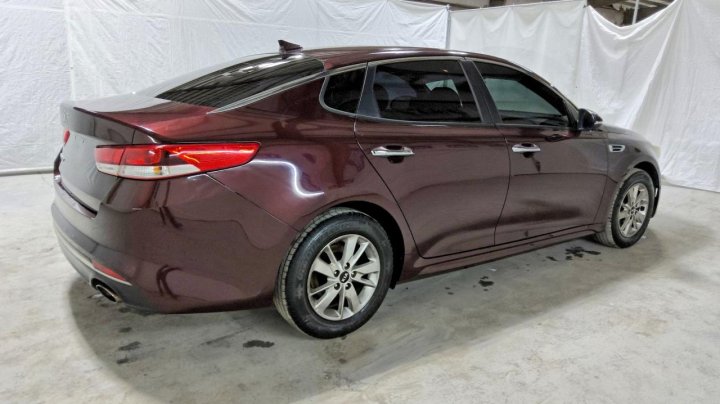 KIA Optima  2017