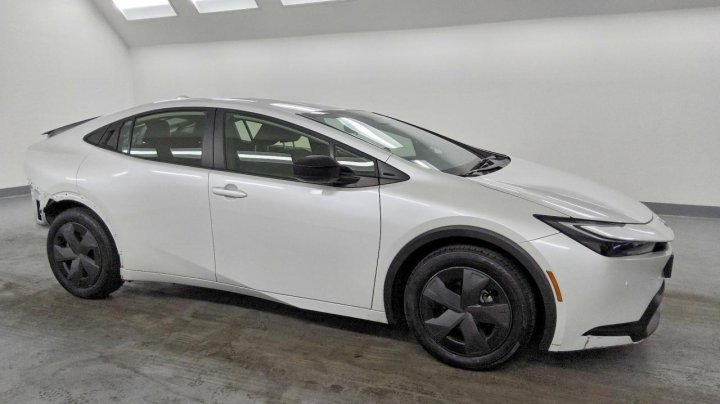 Toyota Prius  2025
