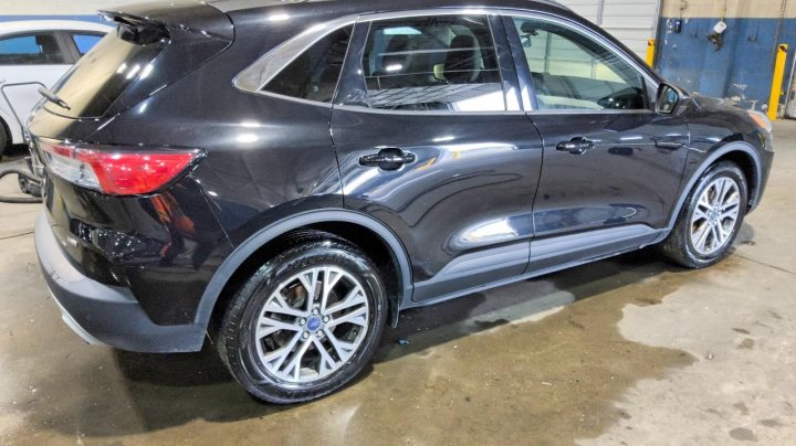 Ford Escape  2021