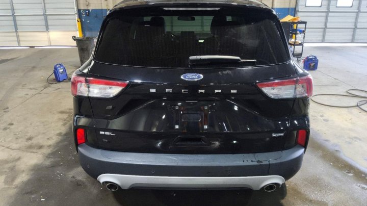 Ford Escape  2021