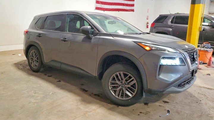 Nissan ROGUE  2023
