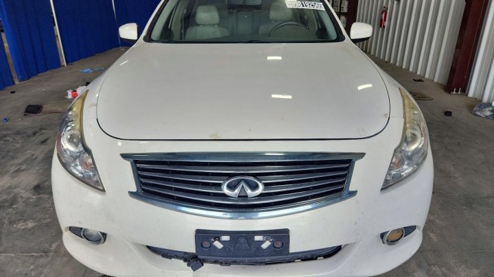 INFINITI Q40  2015