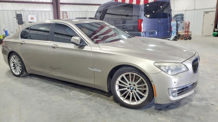 BMW 7  2015