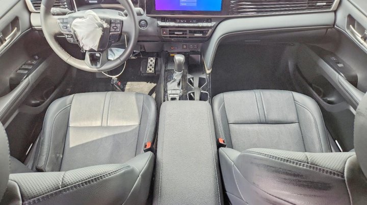 Toyota Camry  2025