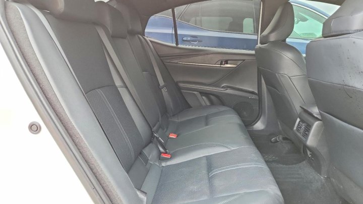 Toyota Camry  2025