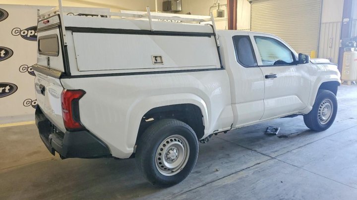Toyota TACOMA  2024