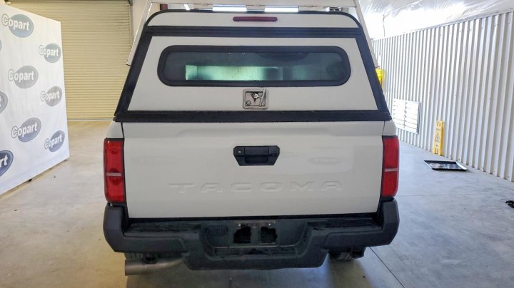 Toyota TACOMA  2024