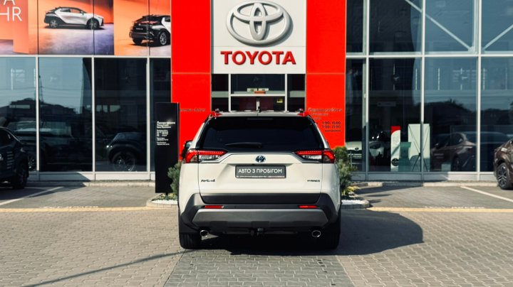 Toyota RAV4 Lounge 2021