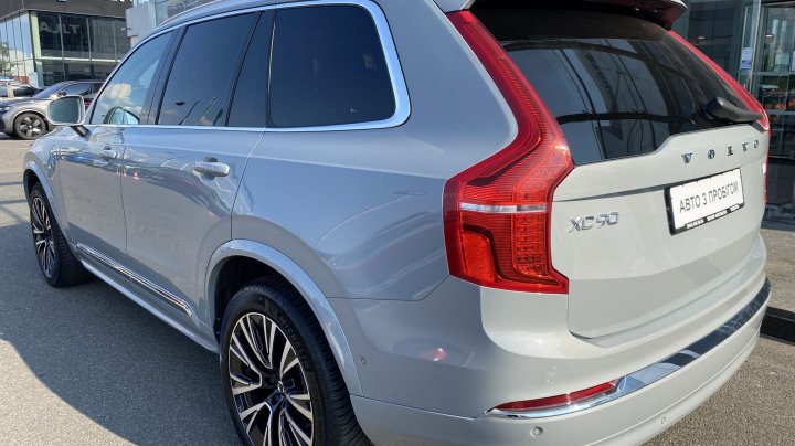 Volvo XC90 Plus Bright Recharge FWD 2023