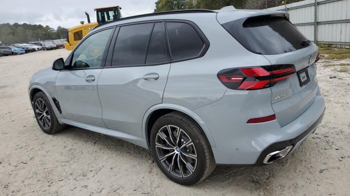 BMW X5 xDrive50e 2024