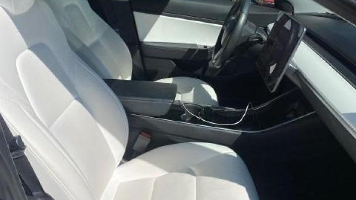 Tesla Model 3  2018