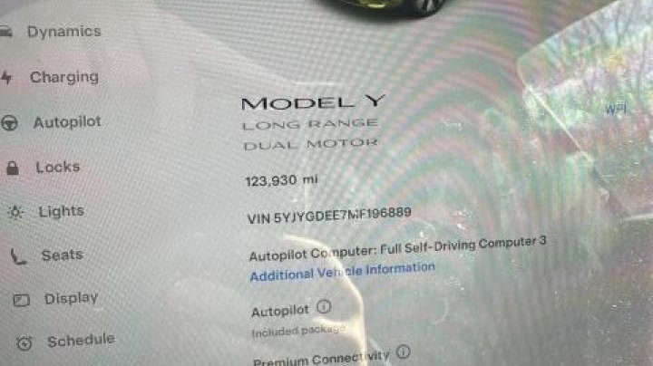 Tesla Model Y  2021