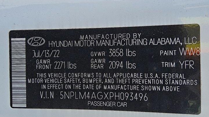 Hyundai Elantra  2023
