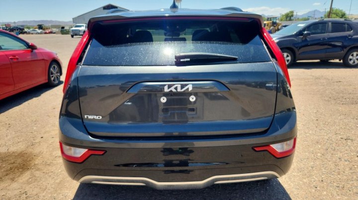 KIA NIRO Wind 2024