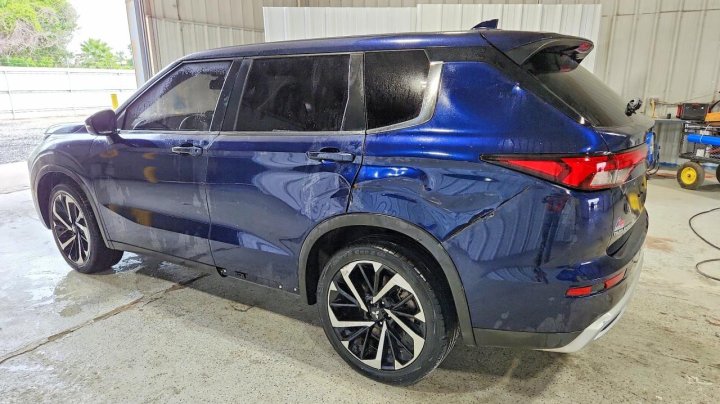 Mitsubishi Outlander Se 2023