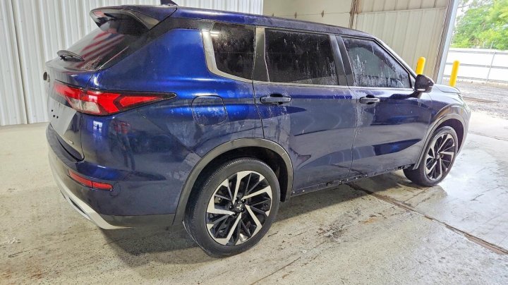 Mitsubishi Outlander Se 2023