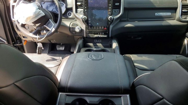 RAM 1500 Laramie 2026