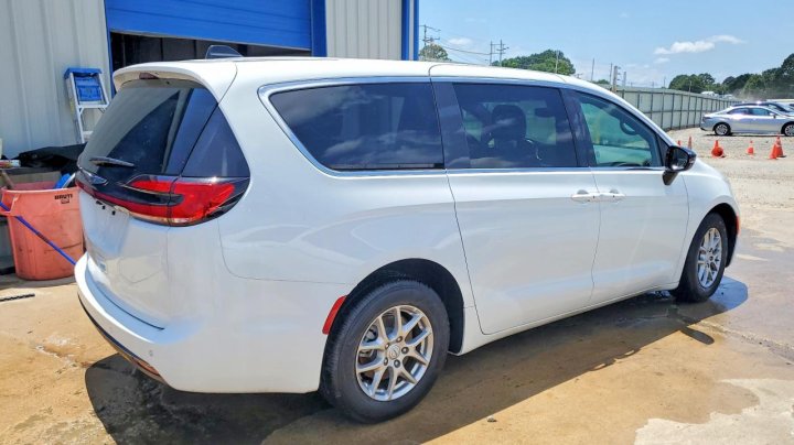 CHRYSLER Pacifica Select 2026