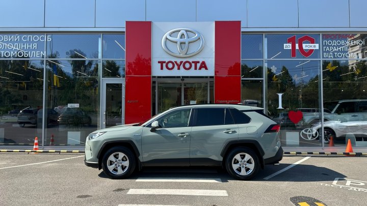 Toyota RAV4 Active 2021
