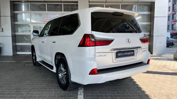 Lexus Lx Luxury 2020