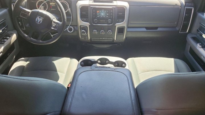 RAM 1500 Slt 2016