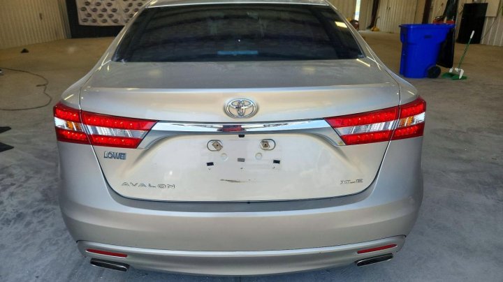 Toyota Avalon Xle 2015