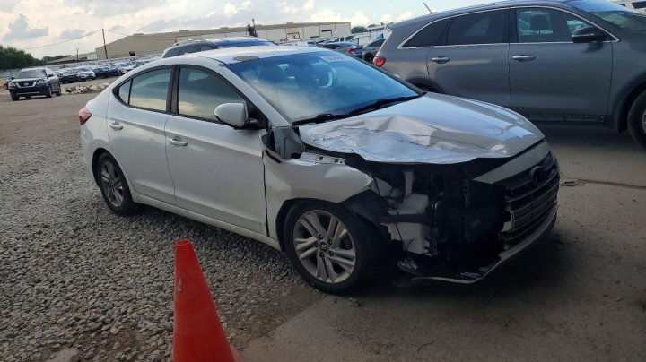 Hyundai Elantra Sel 2020