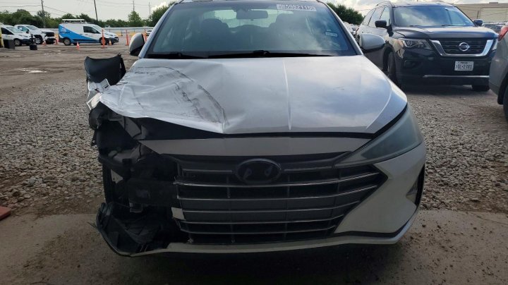 Hyundai Elantra Sel 2020