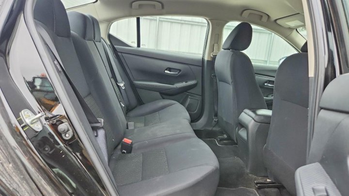 Nissan Sentra S 2022