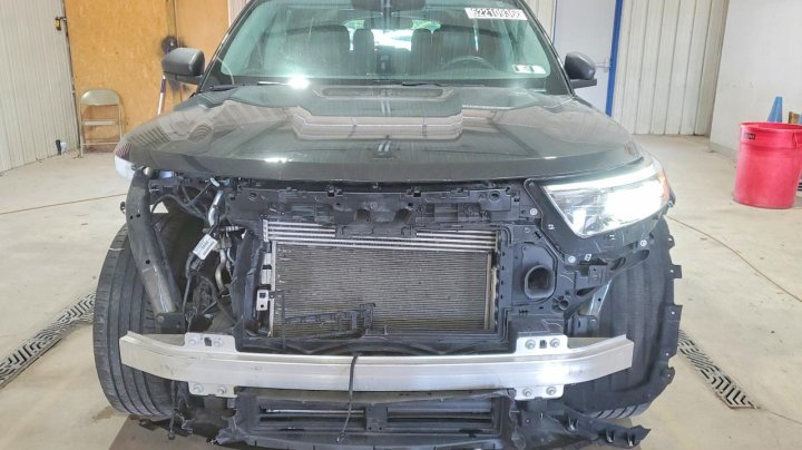 Ford Explorer Xlt 2023