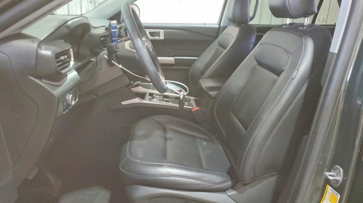 Ford Explorer Xlt 2023