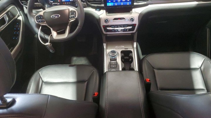 Ford Explorer Xlt 2023