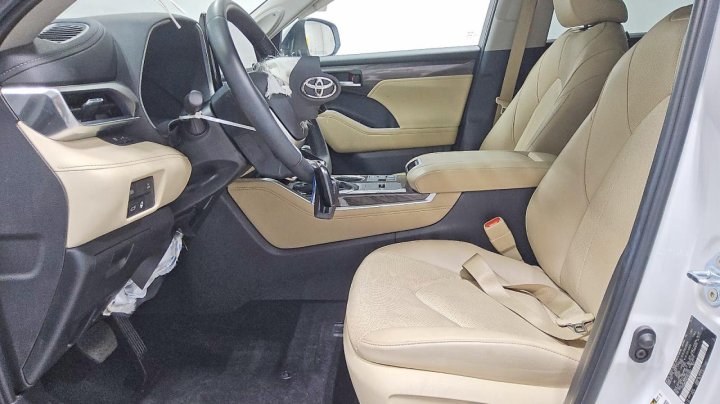 Toyota Highlander Hybrid Limited 2025
