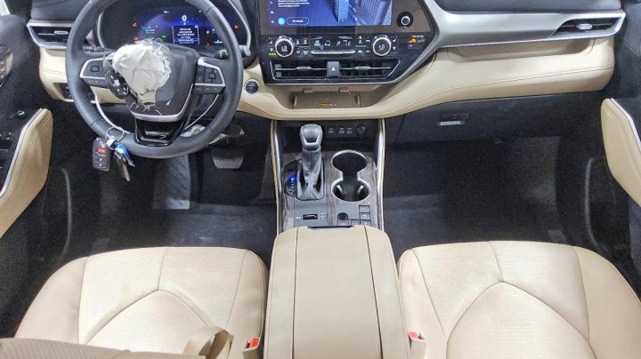 Toyota Highlander Hybrid Limited 2025