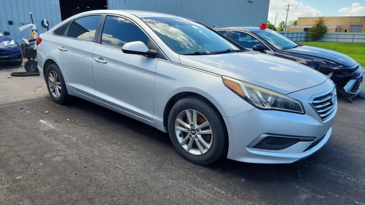 Hyundai SONATA Se 2016