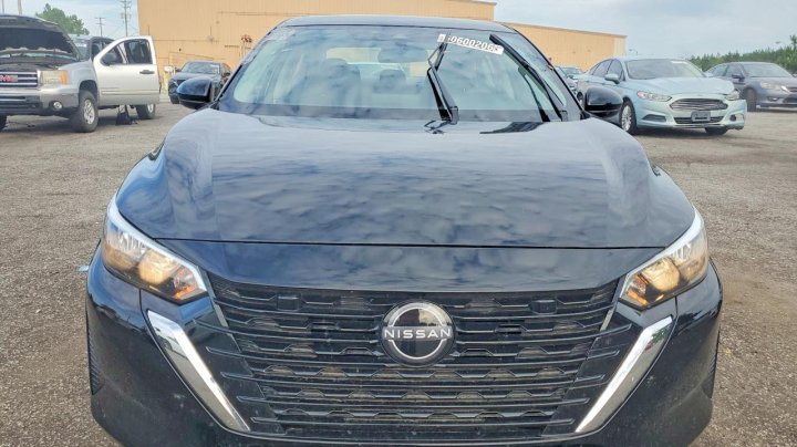 Nissan Sentra Sv 2025