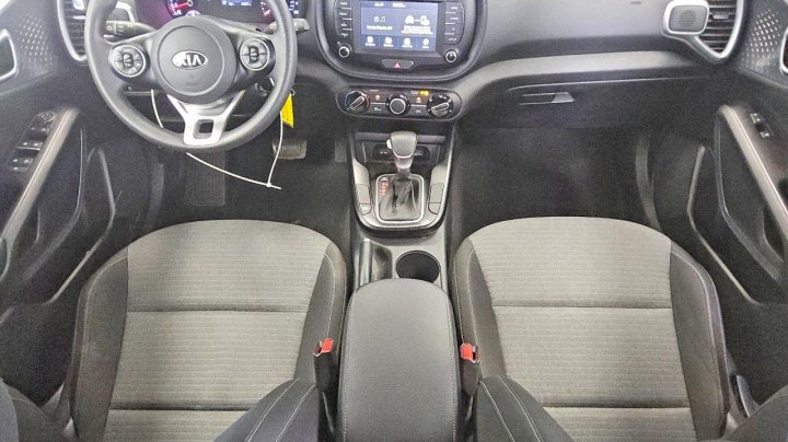 KIA Soul S 2021