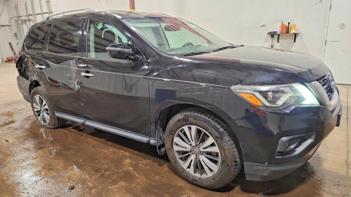 Nissan Pathfinder Sv 2017