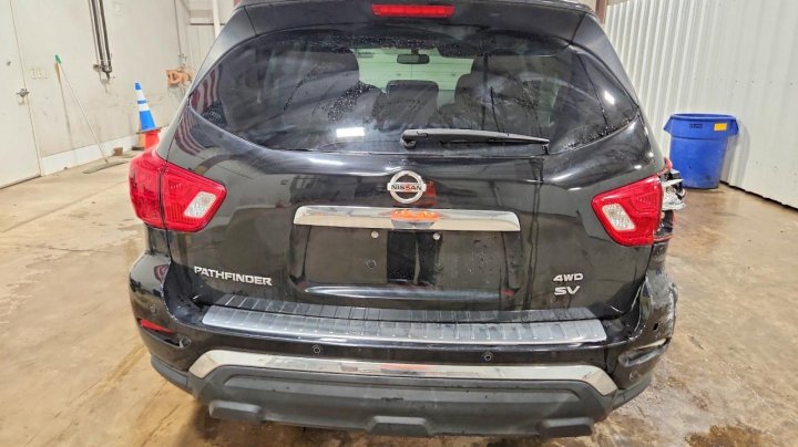 Nissan Pathfinder Sv 2017