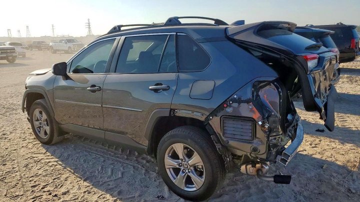 Toyota RAV4 Xle 2025