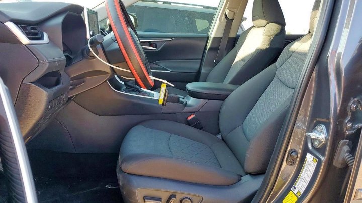 Toyota RAV4 Xle 2025