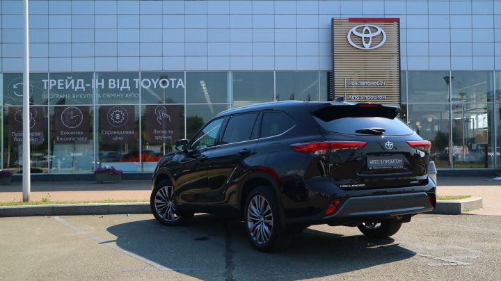 Toyota Highlander Prestige 2022