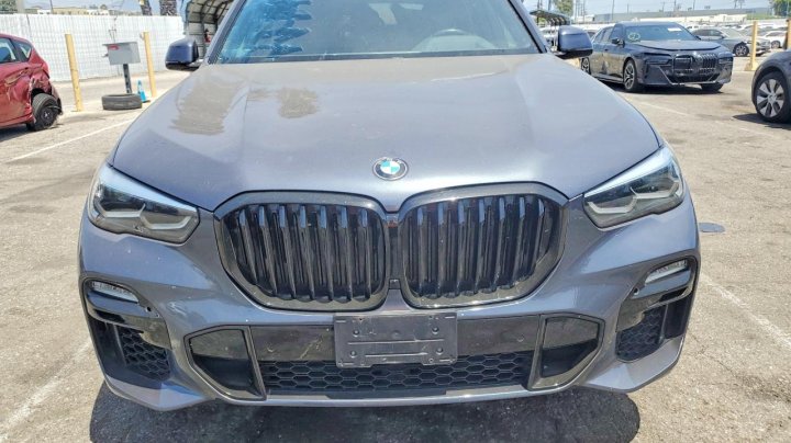 BMW X5 xDrive40i 2021