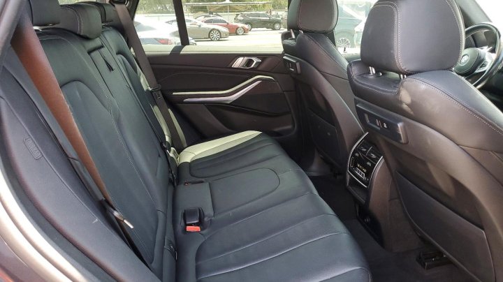 BMW X5 xDrive40i 2021