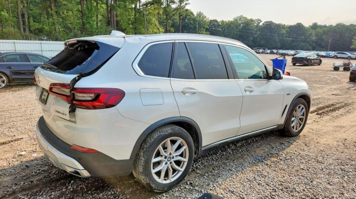 BMW X5 xDrive45e 2023