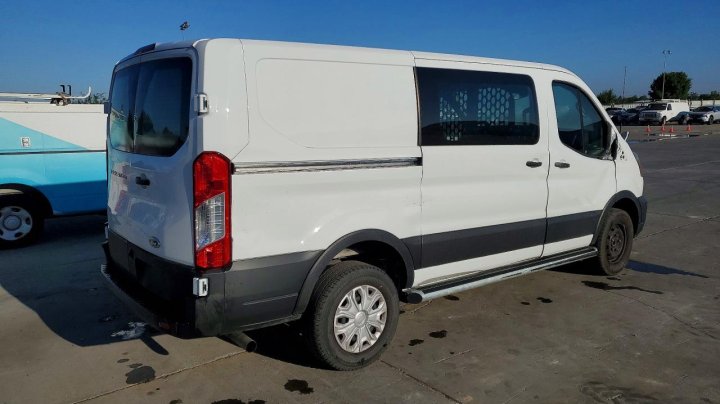 Ford TRANSIT T-250 2025