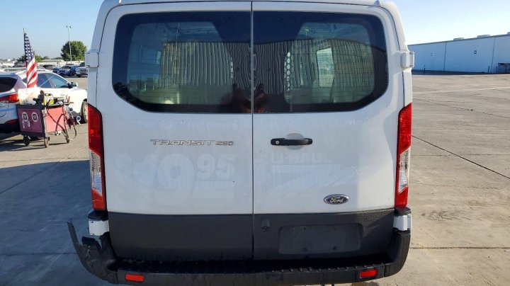 Ford TRANSIT T-250 2025
