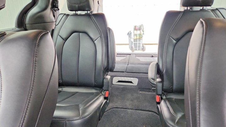 CHRYSLER Pacifica Select 2026