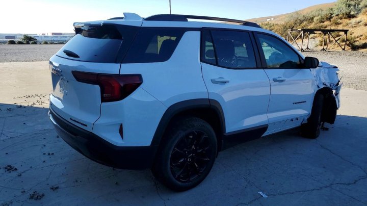 GMC TERRAIN Elevation 2026